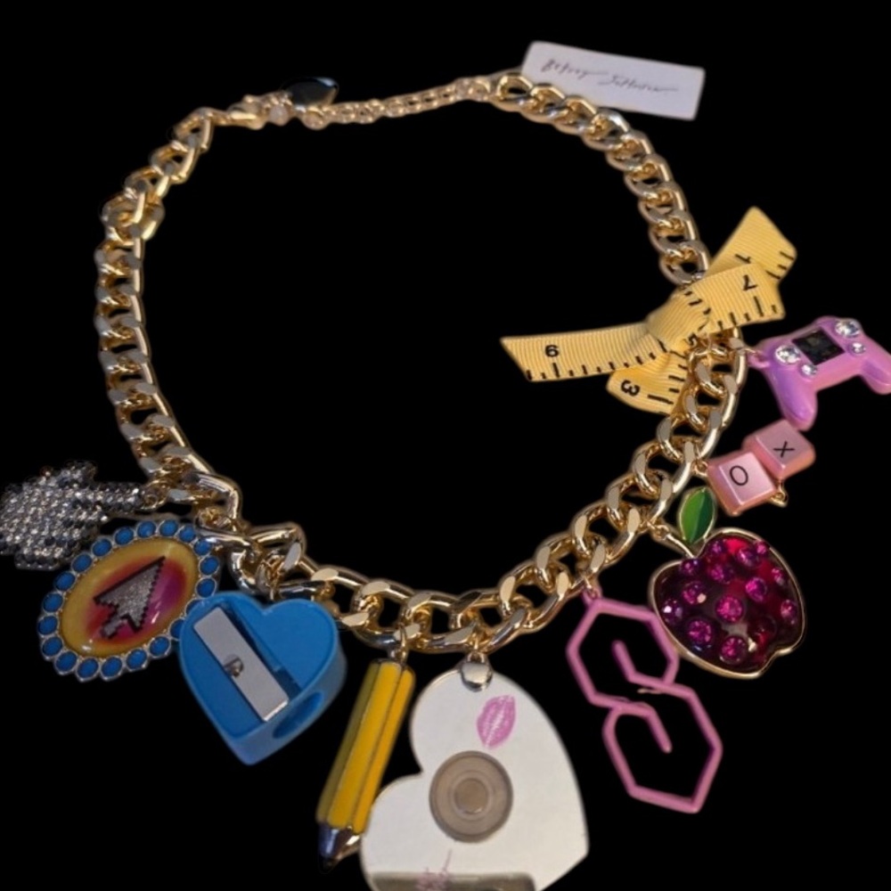BETSEY JOHNSON Back to School Multiple School Supplies Charms Necklace NEW NWT - Picture 8 of 9